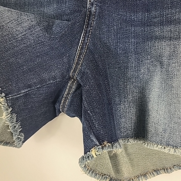 KUT from the Kloth Women's Gidget Fray Short Denim Shorts Stimulating W/D Sz 12 - Picture 3 of 6